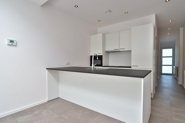Energiezuinige woning met 2 slpks en gezellig terrasje - Photo 1