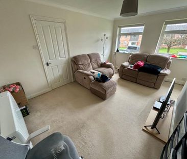 2 bedroom maisonette to rent - Photo 3