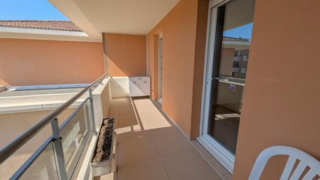 Appartement récent Aix En Provence - 4 pièce(s) - 84.41 m2, - Photo 2