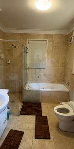 Strathfield - Photo 4