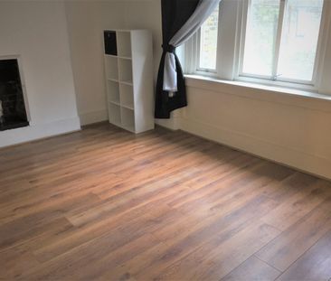 1 Bed Flat, Old Kent Road, SE1 - Photo 3