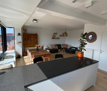 Appartement te huur - Photo 1