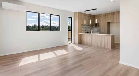 Stunning 4-Bedroom Family Home in Karaka - Photo 3