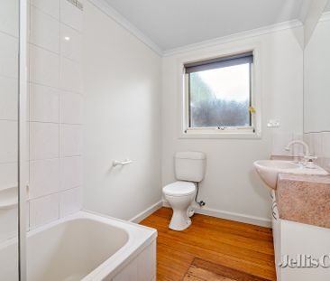 4/1314 Mair Street, Lake Wendouree - Photo 2