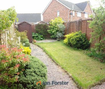 2 bedroom terraced house to rent - Photo 5