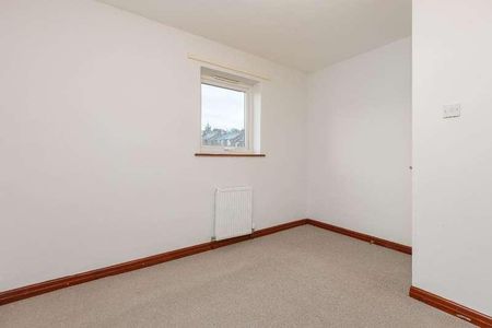 Broyd View, Lancaster, LA1 - Photo 4