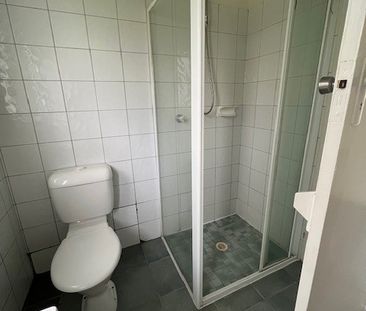 7 Halifax Court, Ashburton VIC 3147 - House For Rent | Domain - Photo 6