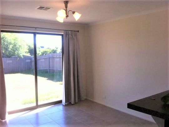 Lovely Home in Morphett Vale - Photo 1