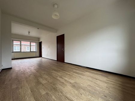 Te huur: één slaapkamer duplex appartement in centrum Aalst - Foto 5