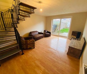 Admiral Close, Cheltenham, GL51 - Photo 1