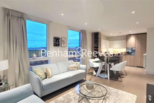 Queenshurstsquare, Kingston Upon Thames, KT2 - Photo 1