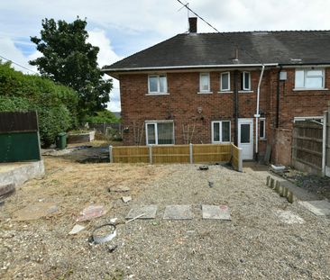 Terraced House to rent on - Photo 2
