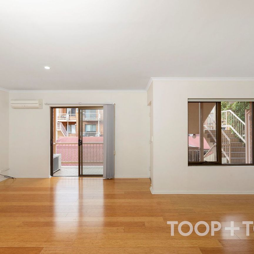 2-Bedroom Unit in Prime Adelaide Location! - Photo 1