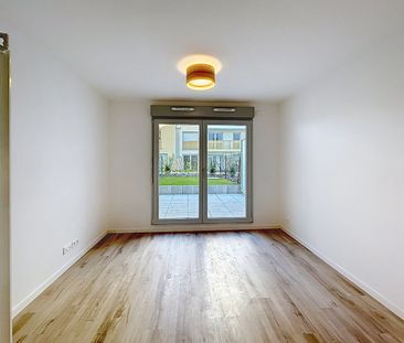 Appartement à louer - REIMS HYPER CENTRE - LES RIVES DE VESLE - Photo 1