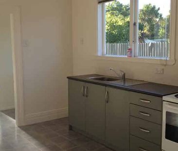 MASTERTON - 2 BEDROOMS - Photo 4