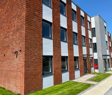 Westminster House, Fleet Road, GU51 - Photo 3