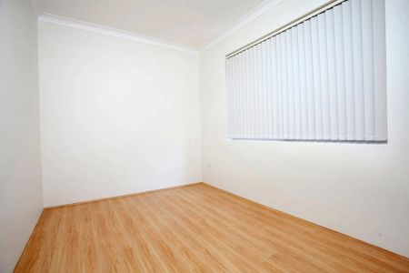 LARGE SUN FILLED UNIT - Photo 3