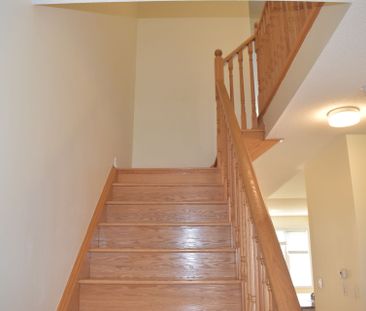 For Lease - 20 Munch Place, Milton, Ontario - Photo 6