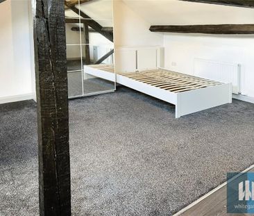 1 bedroom penthouse to rent - Photo 3