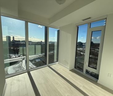 For Lease - 1 Quarrington Lane Unit# 913, Toronto, Ontario - Photo 2