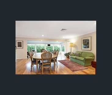 Peaceful Garden Retreat - Photo 3