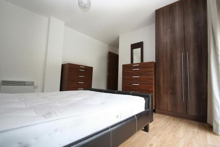 2 bedroom apartment to rent - Photo 3