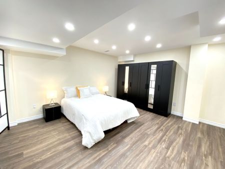 For Lease - 4640 Doug Wright Drive Unit# Bsmt, Burlington, Ontario - Photo 2