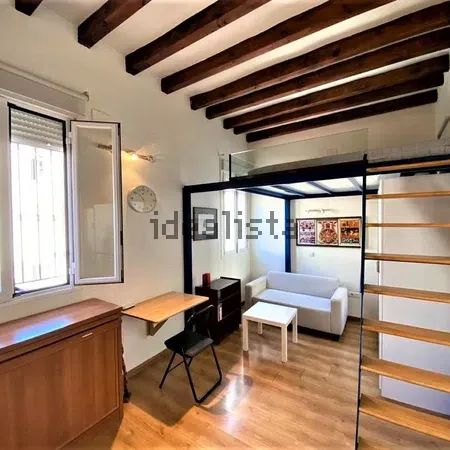 Alquiler de estudio en Calle de Santa Isabel - Photo 1