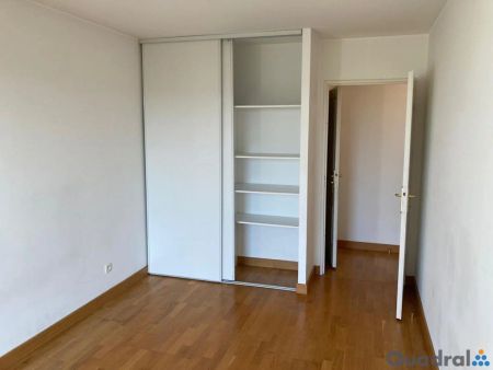 LOCATION APPARTEMENT NANCY - 4 pièces + 1 GARAGE DOUBLE + TERRASSE - 110.50 m² - Photo 4