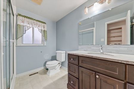 For Lease - 14 Pineslope Crescent Unit# Main Fl, Toronto, Ontario - Photo 5