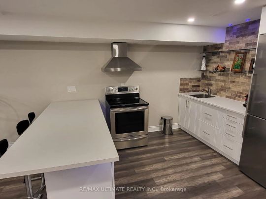 Detached Home For Lease | N9244720 - Photo 1