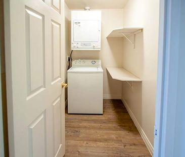 Fallowfield Towers IV - Photo 2