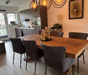 Energiezuinig appartement met 2 slk- en 2 terrassen te Maasmechelen! - Photo 3