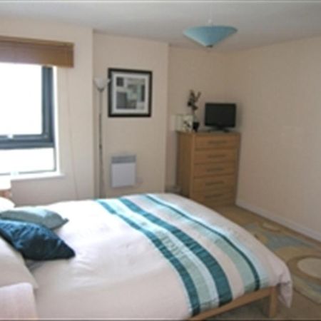 1 Bed Flat, Stratford, E15 - Photo 3