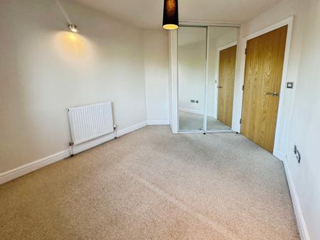 2 bedroom apartment to rent - Photo 3