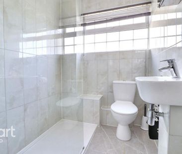 1 bedroom in a house share to rent - Photo 5