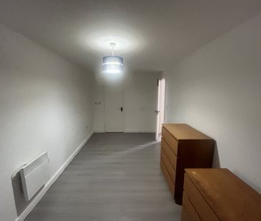 2 Bed Flat, Lincoln Gate, M4 - Photo 5