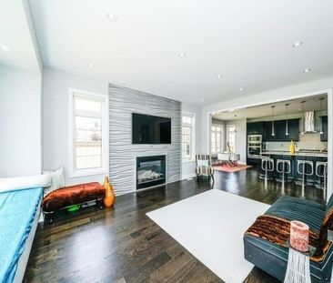 For Lease - 3227 Kingsholm Drive, Oakville, Ontario - Photo 3