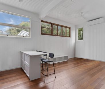 10 Laura Street (Room 3), Highgate Hill, Qld 4101 - Photo 1