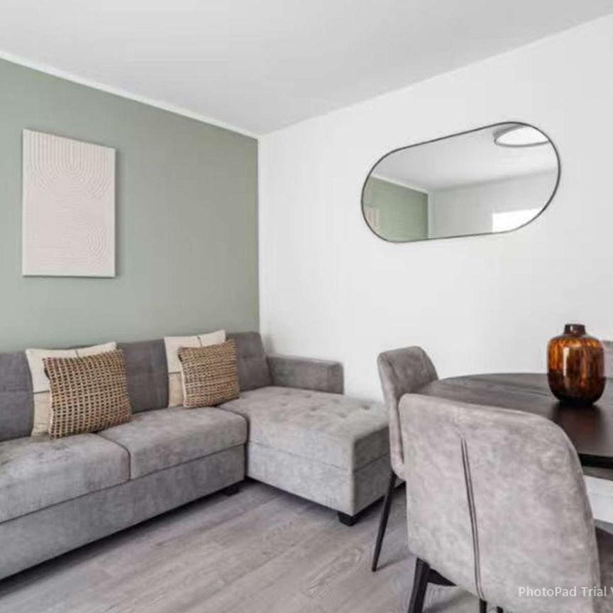 Abbotsbury Road Room 1 - Photo 1