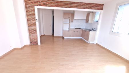 Marignane dans un petit ensemble appartement de type 2 de 41.40 m2 + terrasse véranda, - Photo 3