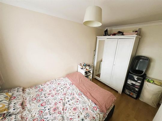 2 bedroom maisonette to rent - Photo 1