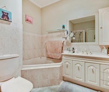 3 Bed, 2 Bath - Photo 6