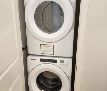 For Lease - 38 Annie Craig Drive Unit# 1410, Toronto, Ontario - Photo 6