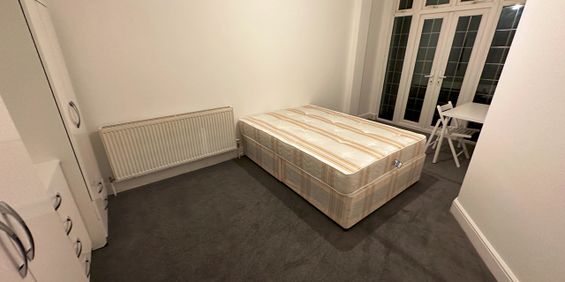 Room in a Shared House, Muswell Hill Broadway, N10 - Photo 3