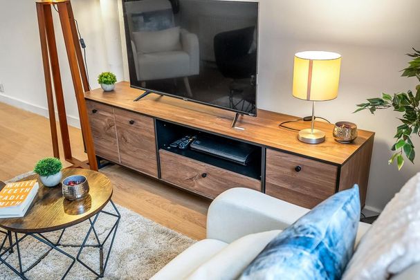 2 bedroom serviced apartment to rent - Photo 1