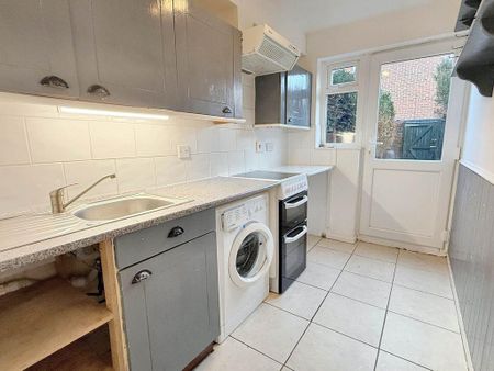 1 bedroom maisonette to rent - Photo 3