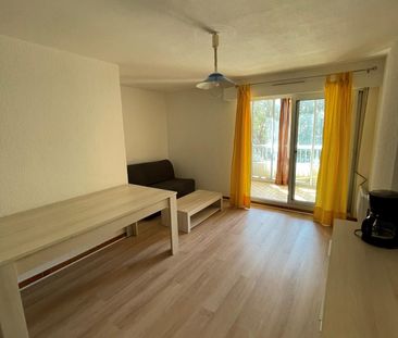 Appartement 1 pièce(s) 29.7 m² - Photo 2