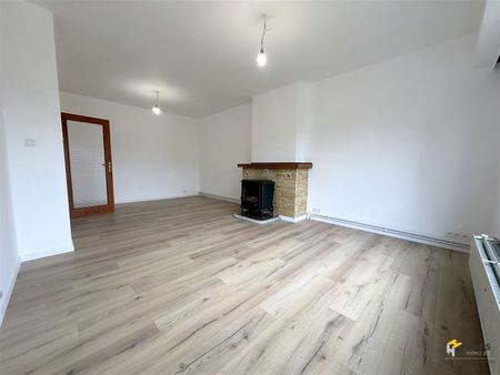 Goed onderhouden appartement (85 m²) met 2 slaapkamers en inpandig terras (4.5 m²) in Wilrijk - Photo 3