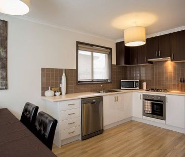 FULLY FURNISHED - UNAVAILABLE UNTIL DECEMBER 2018 - Photo 5